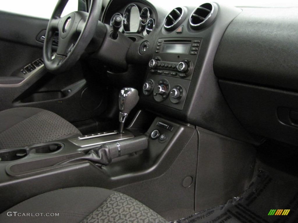 Ebony Interior 2009 Pontiac G6 Sedan Photo #74440142