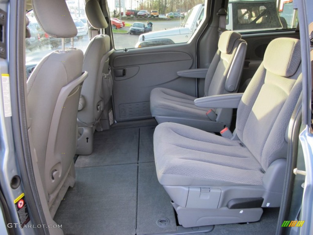 2005 Chrysler Town & Country LX Rear Seat Photo #74441615