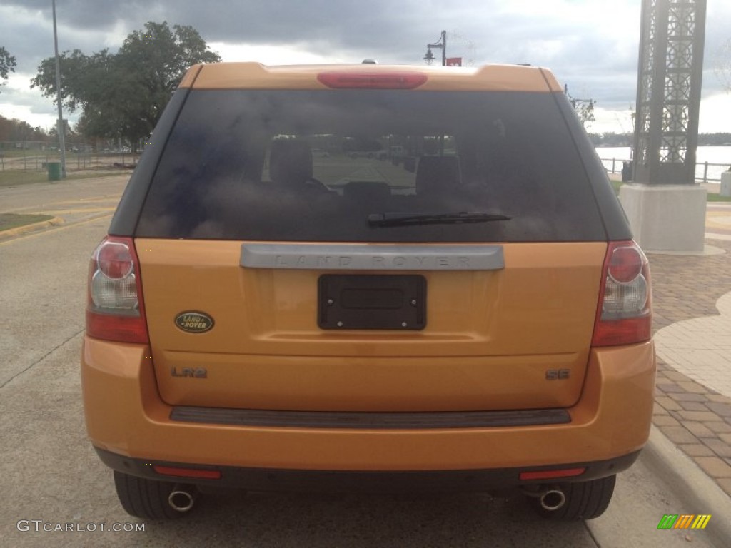 2008 LR2 SE - Tambora Flame Orange / Ebony Black photo #7