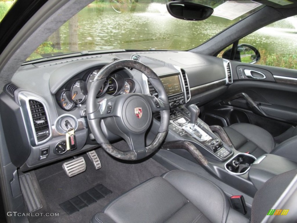 2011 Cayenne Turbo - Jet Black Metallic / Black photo #12