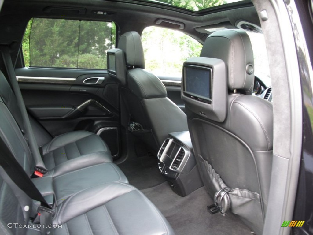 Black Interior 2011 Porsche Cayenne Turbo Photo #74443440