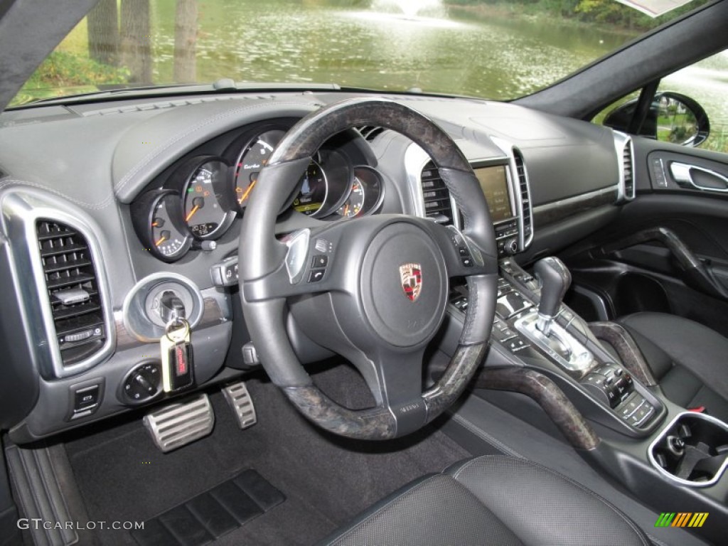 2011 Porsche Cayenne Turbo Black Dashboard Photo #74443604