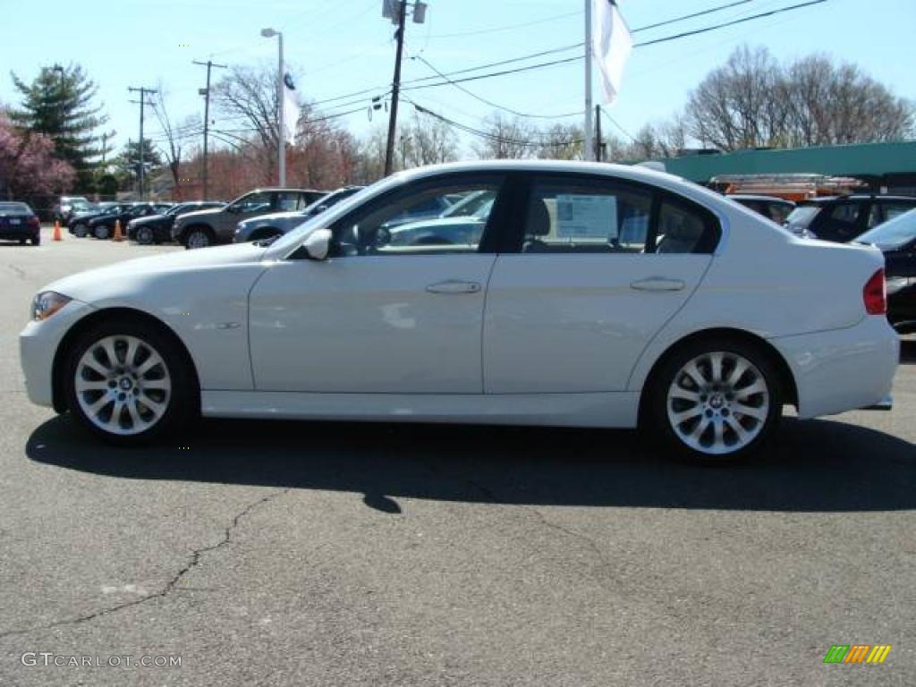 2006 3 Series 330xi Sedan - Alpine White / Beige photo #5