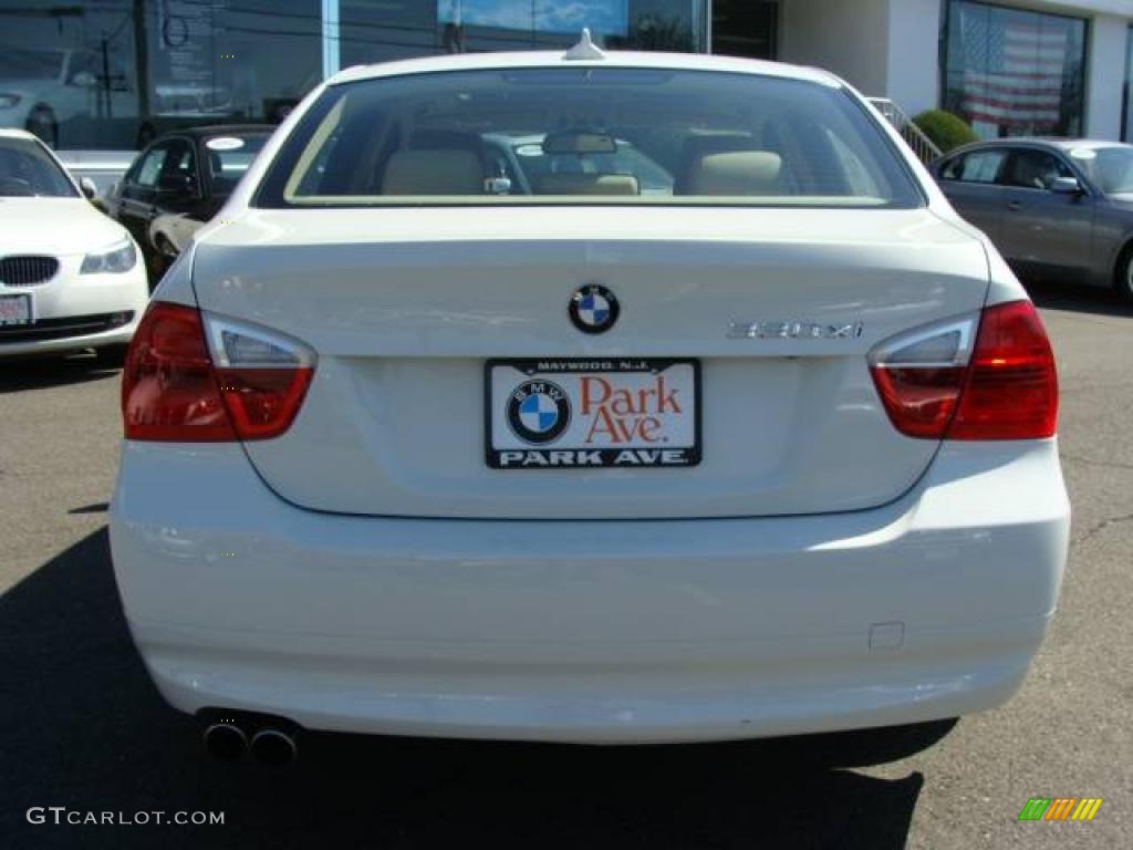 2006 3 Series 330xi Sedan - Alpine White / Beige photo #7