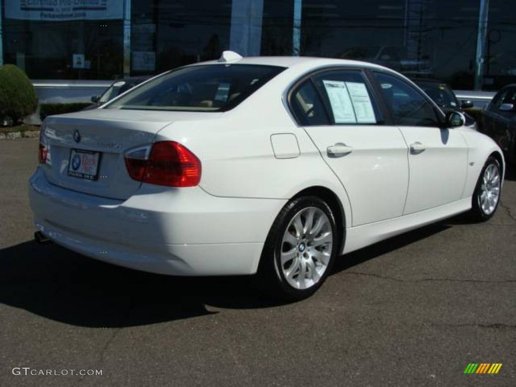 2006 3 Series 330xi Sedan - Alpine White / Beige photo #8