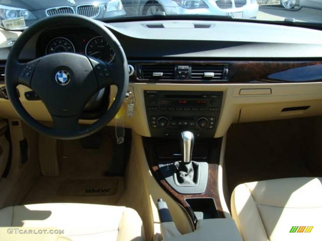 2006 3 Series 330xi Sedan - Alpine White / Beige photo #12