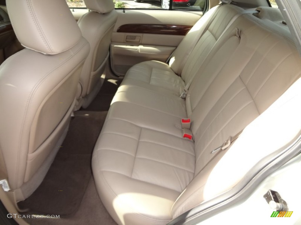 Medium Parchment Interior 2004 Mercury Grand Marquis LS Photo #74446462