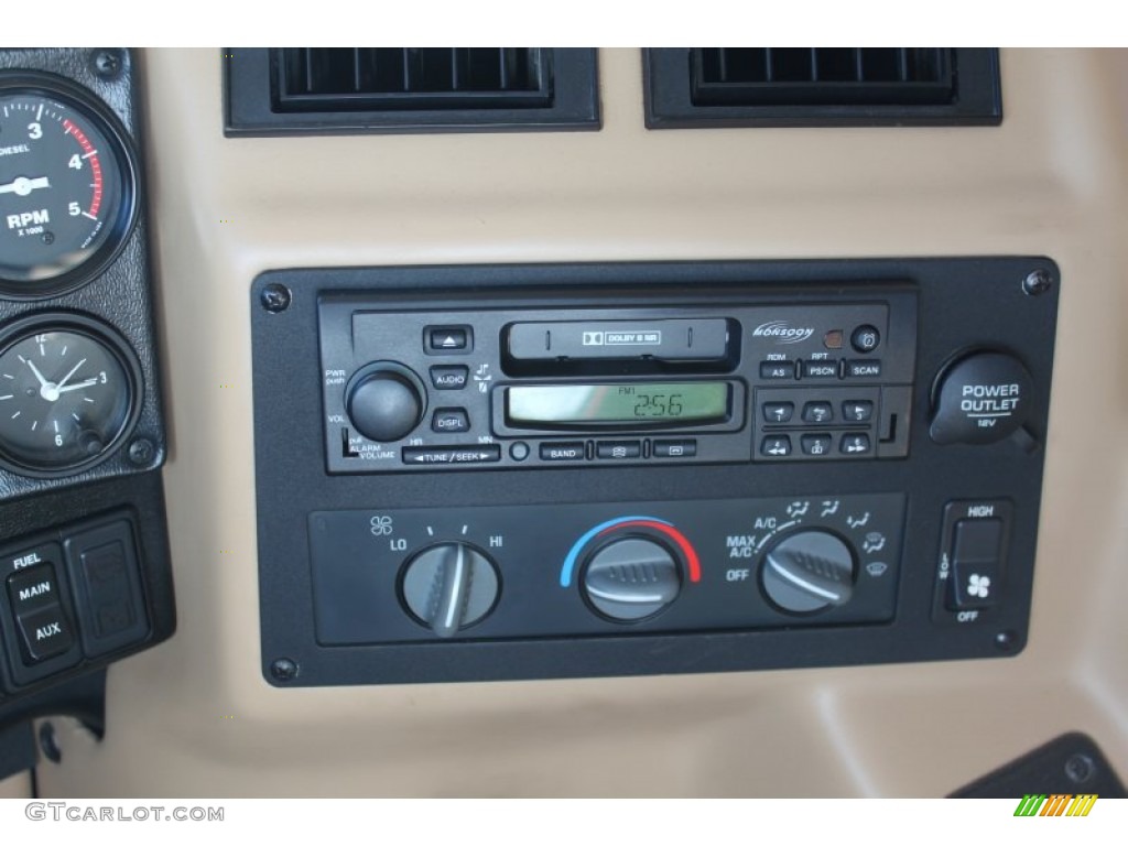 1997 Hummer H1 Wagon Controls Photo #74447756