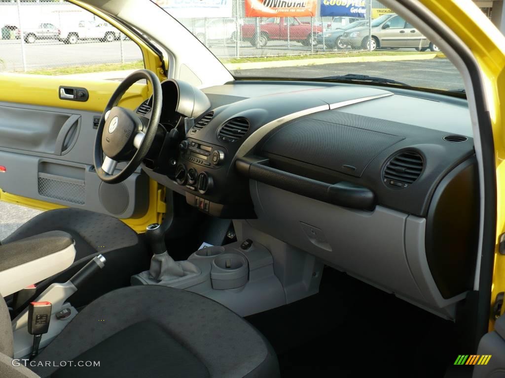 2002 New Beetle GLS Coupe - Double Yellow / Grey photo #20