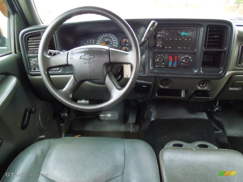 2006 Chevrolet Silverado 2500HD Work Truck Crew Cab Dark Charcoal Dashboard Photo #74451419