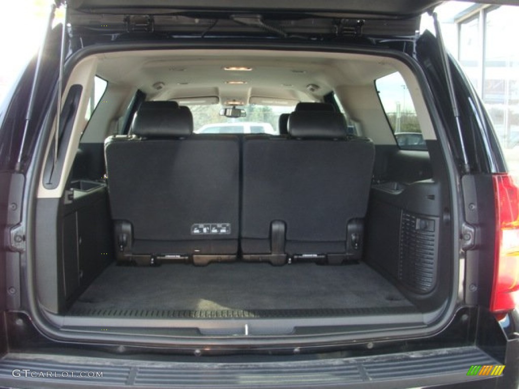 2012 Suburban LT 4x4 - Black / Ebony photo #13