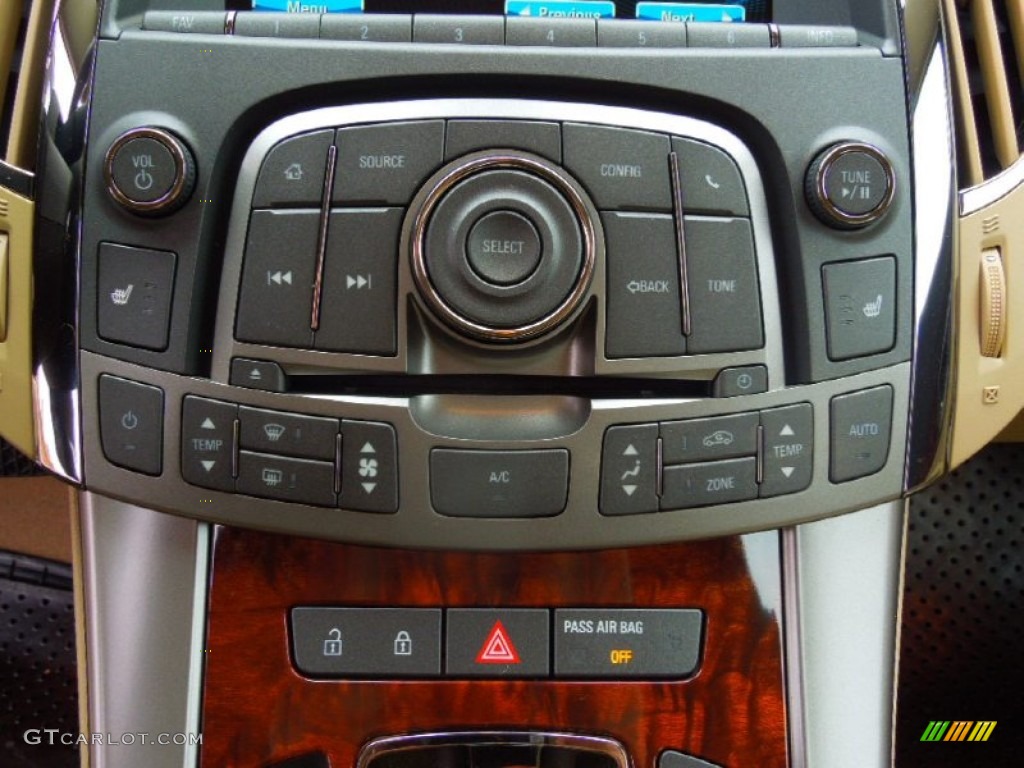 2013 Buick LaCrosse FWD Controls Photo #74458308