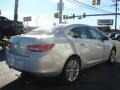 Quicksilver Metallic - Verano FWD Photo No. 4