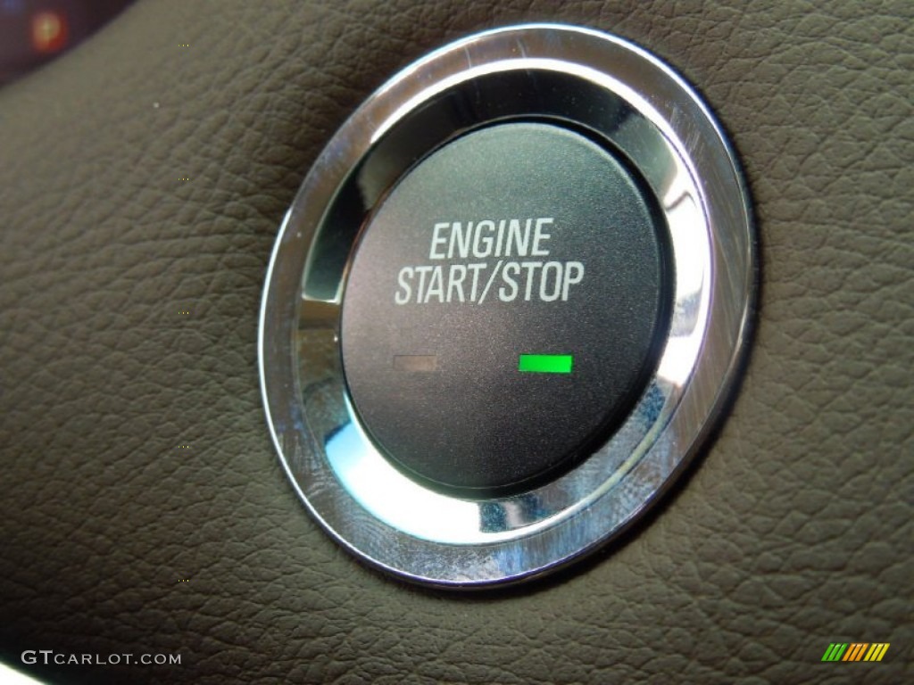 2013 Cadillac XTS Luxury FWD Controls Photo #74459531