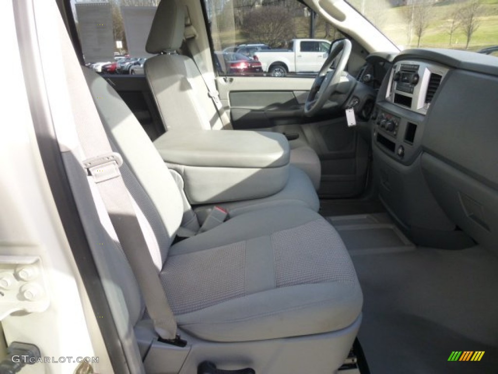 2007 Ram 1500 ST Quad Cab 4x4 - Cool Vanilla / Medium Slate Gray photo #9