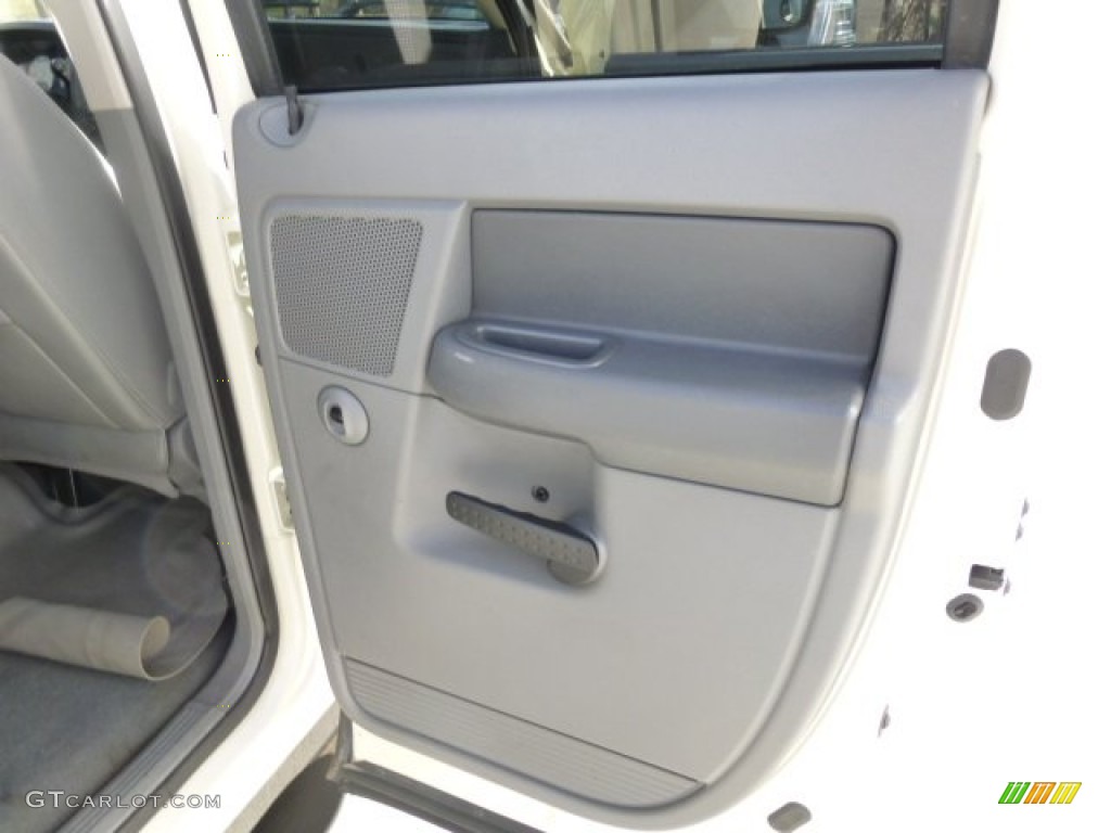 2007 Ram 1500 ST Quad Cab 4x4 - Cool Vanilla / Medium Slate Gray photo #13