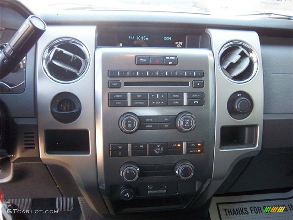 2011 Ford F150 XLT SuperCrew Controls Photo #74466211