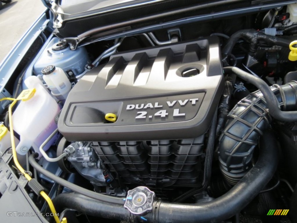 2013 Dodge Avenger SE 2.4 Liter DOHC 16-Valve Dual VVT 4 Cylinder Engine Photo #74467311