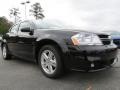 Black - Avenger SXT Photo No. 4