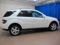 Arctic White - ML 350 4Matic Photo No. 8