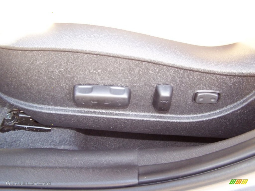 2013 Elantra Limited - Gray / Beige photo #20