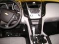 Summit White - Equinox LS AWD Photo No. 4
