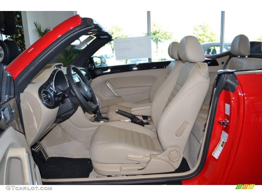 Beige Interior 2013 Volkswagen Beetle Turbo Convertible Photo #74477615