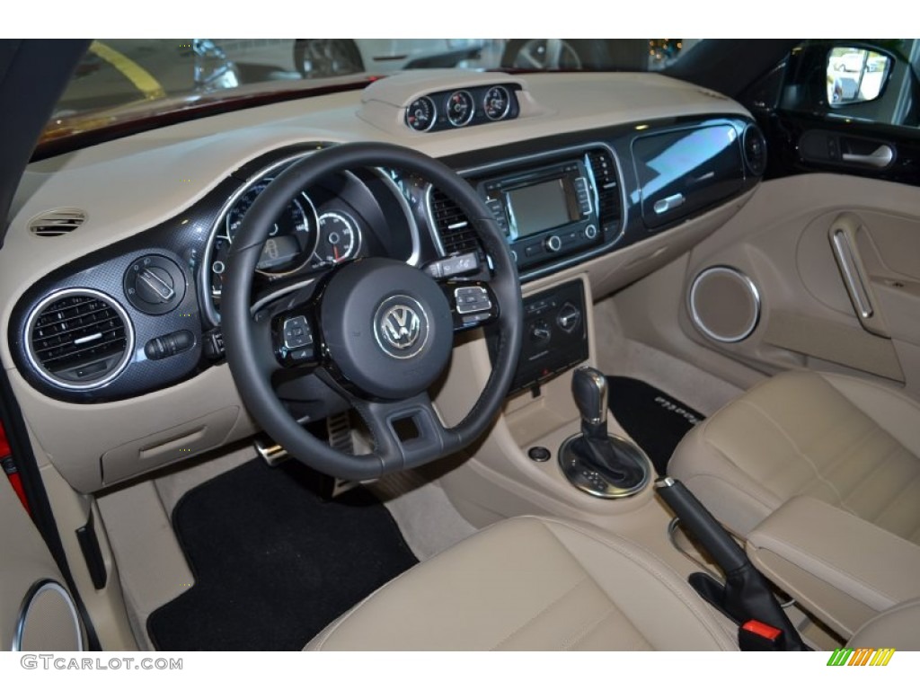 Beige Interior 2013 Volkswagen Beetle Turbo Convertible Photo #74477663