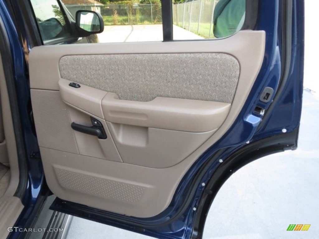 2004 Explorer XLS - Dark Blue Pearl Metallic / Medium Parchment photo #23