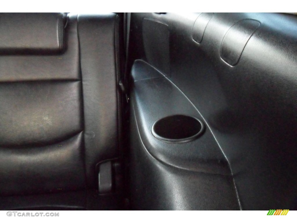 2006 MAZDA5 Touring - Whitewater Pearl / Black photo #17