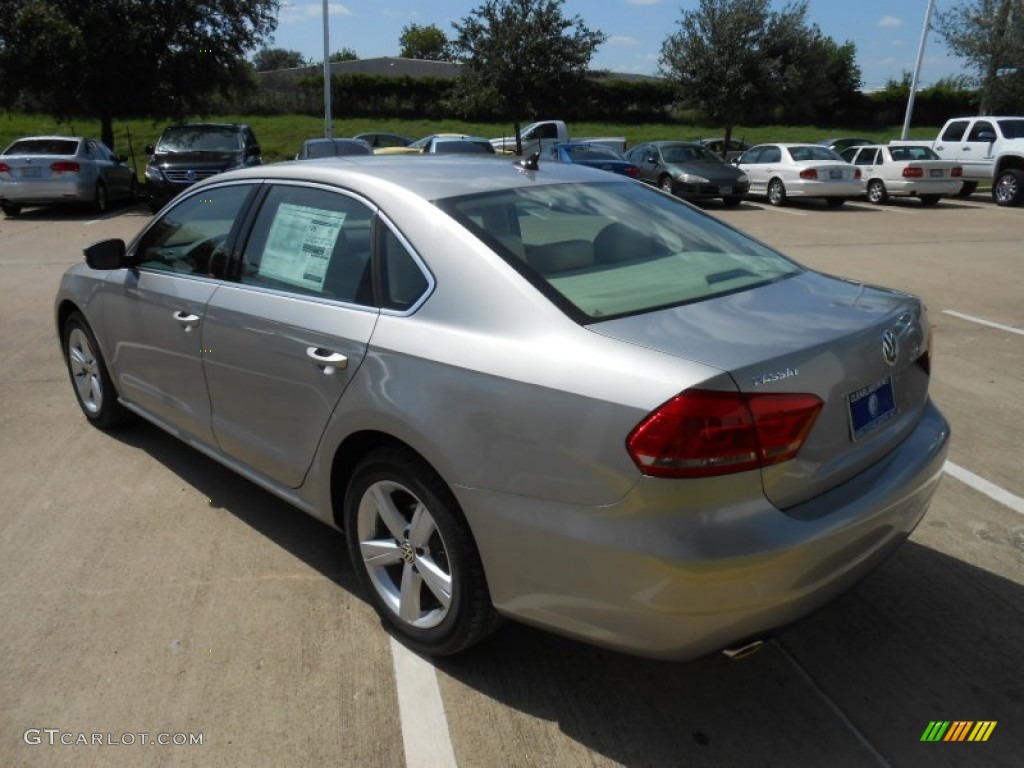 2013 Passat 2.5L SE - Tungsten Silver Metallic / Titan Black photo #5