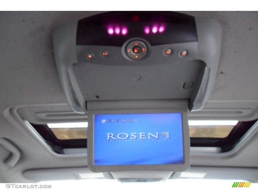 2006 MAZDA5 Touring - Whitewater Pearl / Black photo #27