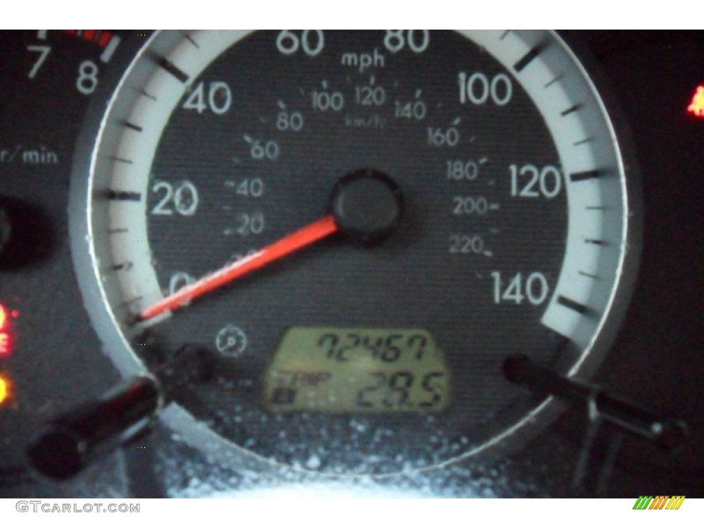 2006 MAZDA5 Touring - Whitewater Pearl / Black photo #34