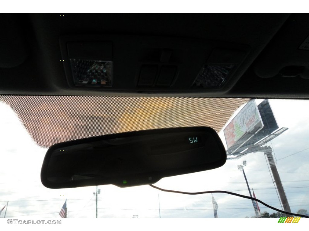 2006 MAZDA5 Touring - Whitewater Pearl / Black photo #38