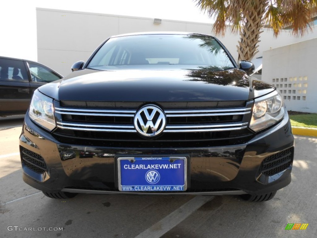 2012 Tiguan S 4Motion - Deep Black Metallic / Black photo #2