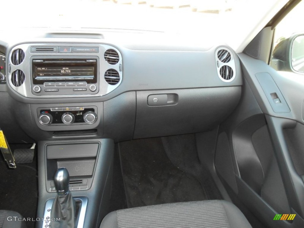 2012 Tiguan S 4Motion - Deep Black Metallic / Black photo #13