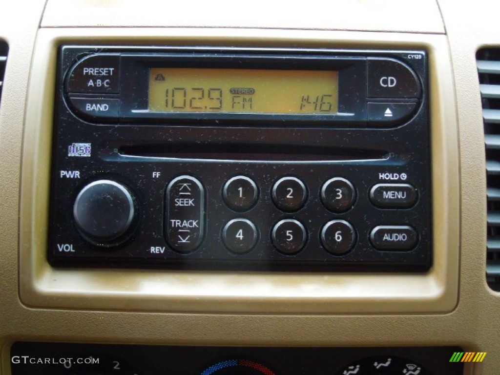 2007 Nissan Frontier SE Crew Cab Audio System Photo #74479433