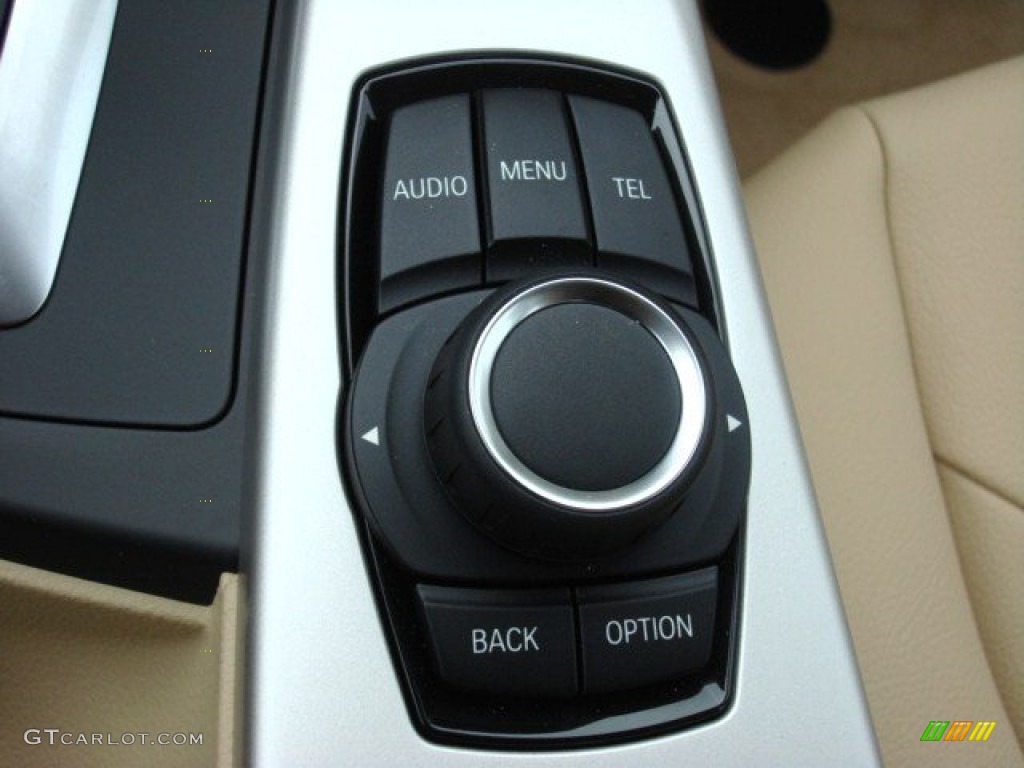 2013 BMW 3 Series 328i Sedan Controls Photo #74480033