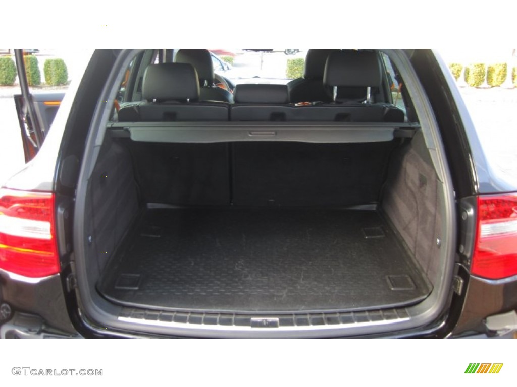 2010 Porsche Cayenne S Transsyberia Trunk Photo #74481935
