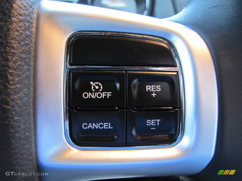 2011 Dodge Challenger R/T Controls Photo #74483237