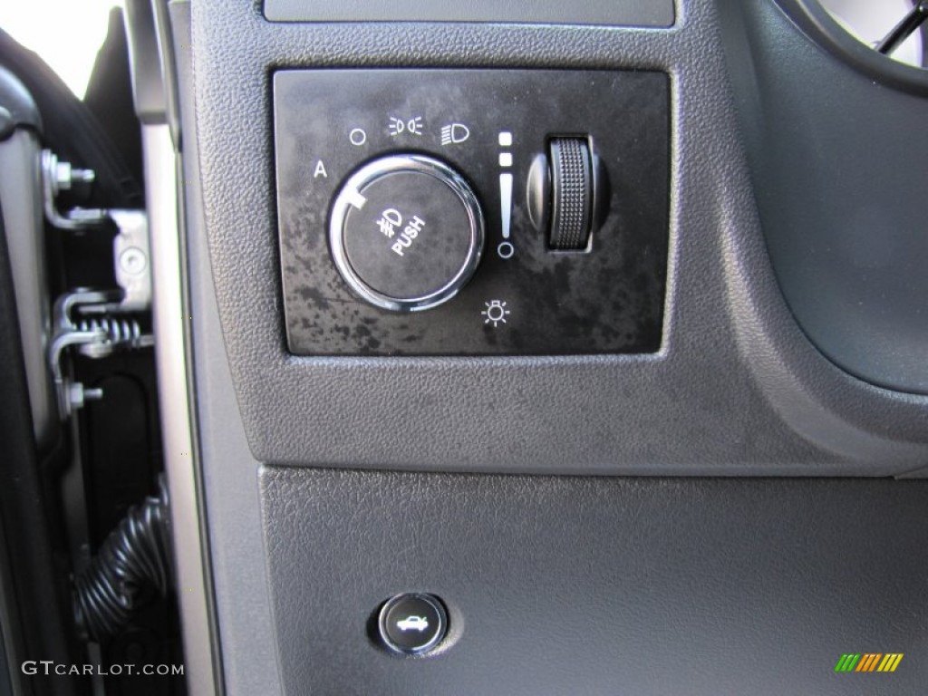 2011 Dodge Challenger R/T Controls Photo #74483282