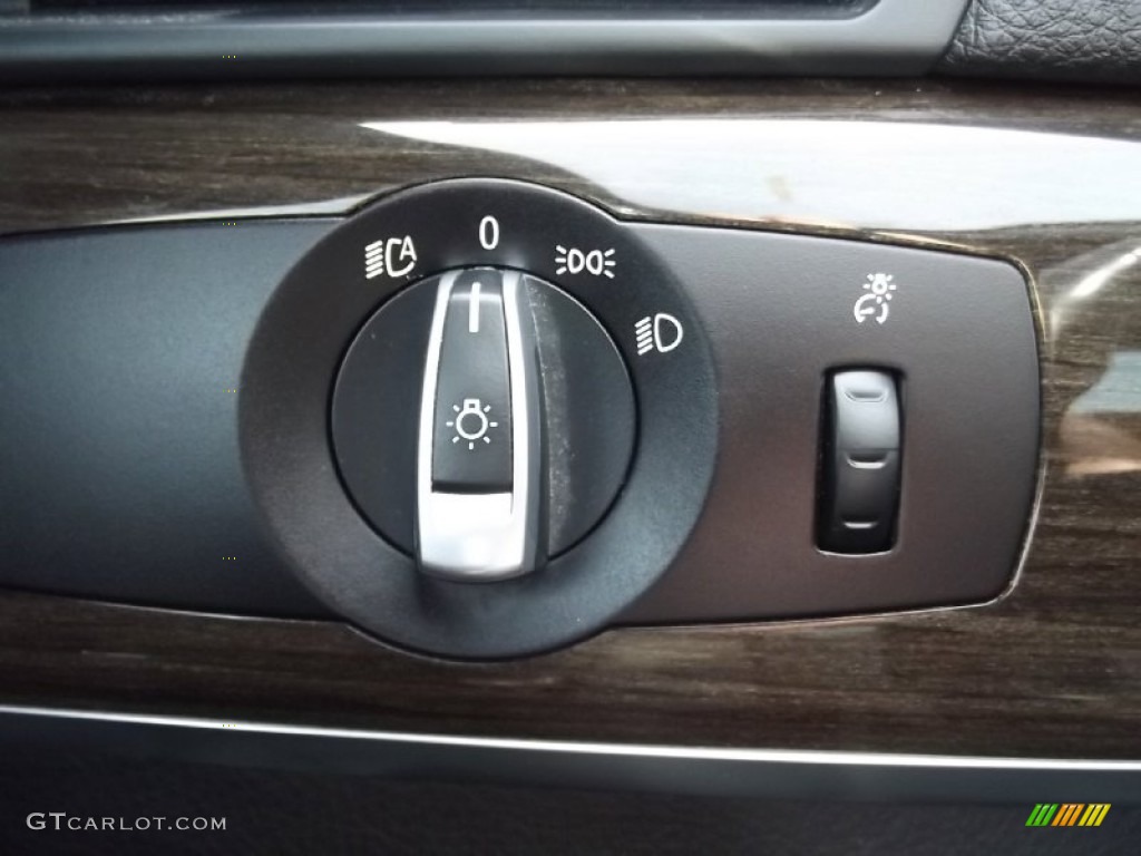 2010 BMW 7 Series 750i xDrive Sedan Controls Photo #74484026