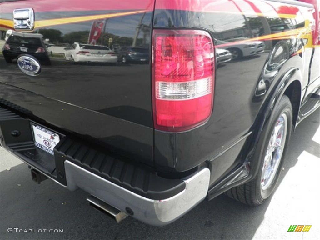 2005 F150 XLT SuperCrew - Bright Red / Black photo #16