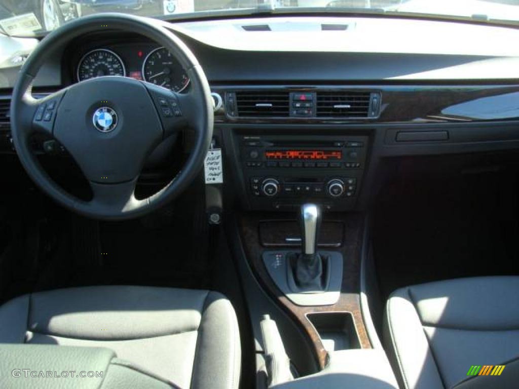 2007 3 Series 328xi Sedan - Jet Black / Black photo #12