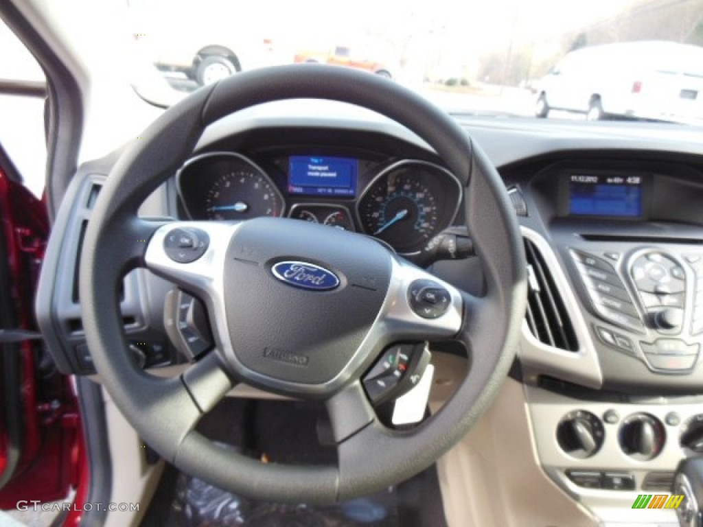 2013 Ford Focus SE Hatchback Medium Light Stone Steering Wheel Photo #74486558