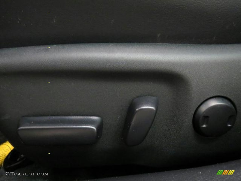 2012 Camry SE V6 - Magnetic Gray Metallic / Black photo #9