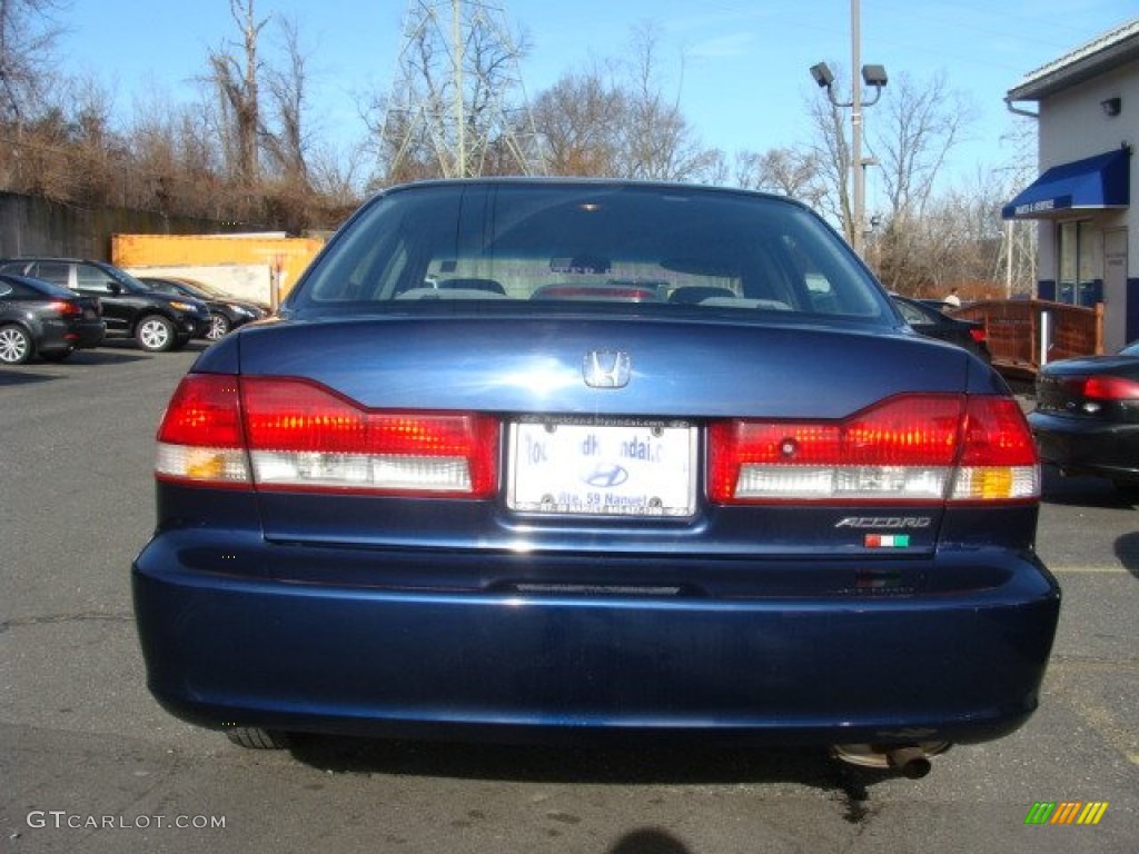 2002 Accord VP Sedan - Eternal Blue Pearl / Quartz Gray photo #5