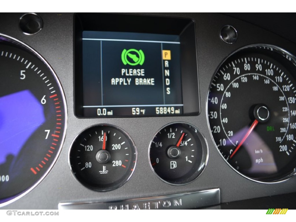 2005 Volkswagen Phaeton W12 4Motion Sedan Gauges Photo #74492354
