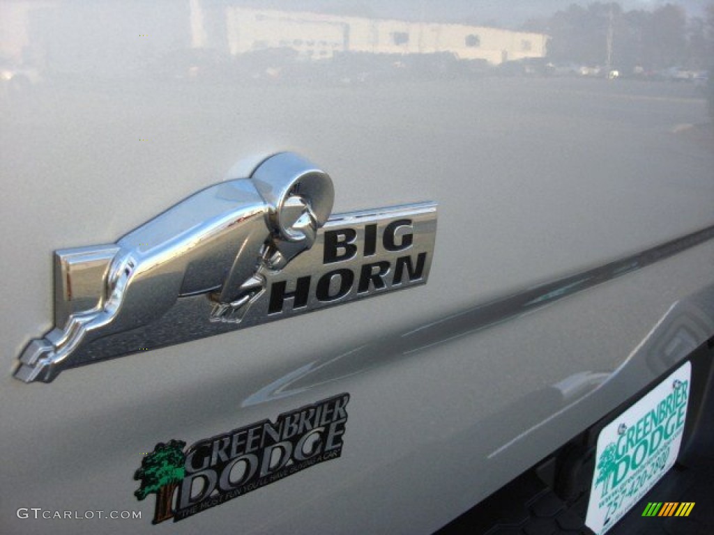 2011 Ram 1500 Big Horn Crew Cab - Bright Silver Metallic / Dark Slate Gray/Medium Graystone photo #17