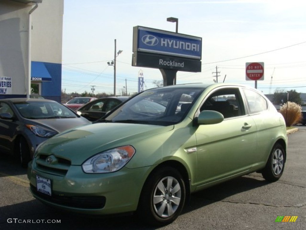 2008 Accent GS Coupe - Apple Green / Black photo #1